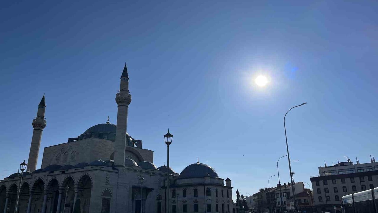Konya’da Meteoroloji’den kritik hava durumu tahmini: Soğuk ve parçalı bulutlu!