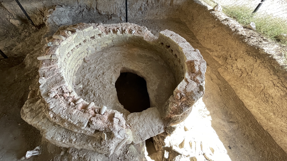 Konya’da Anadolu Selçuklulardan kalma seramik fırını bulundu