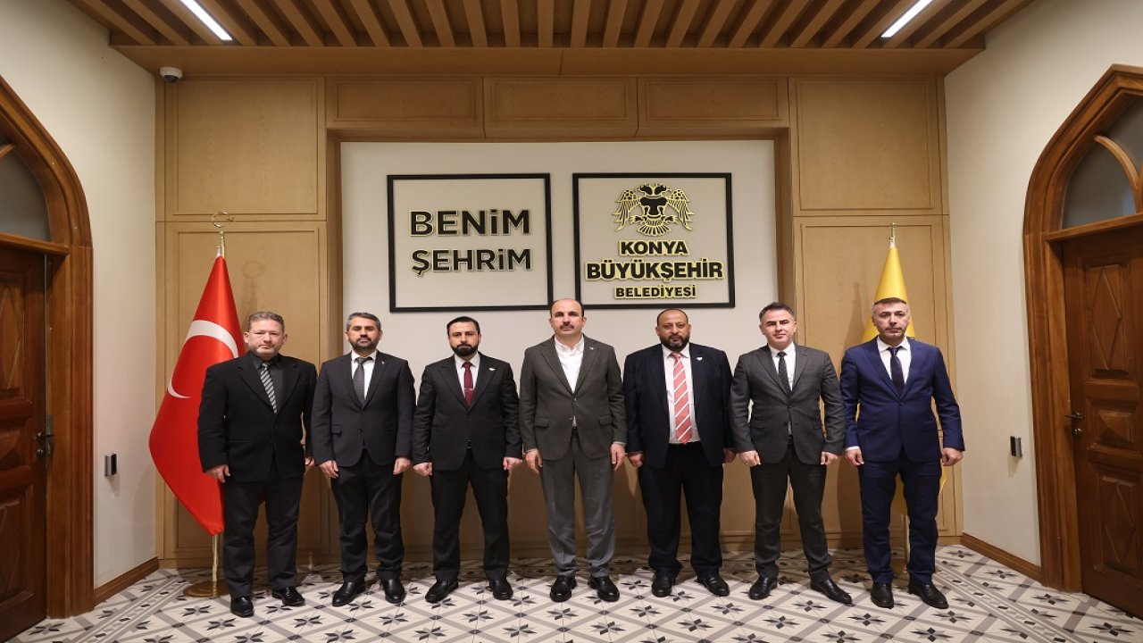 Konya'nın belediyecilik hizmetleri örnek olmaya devam ediyor! Suriyeli heyet Başkan Altay'ı ziyaret etti.