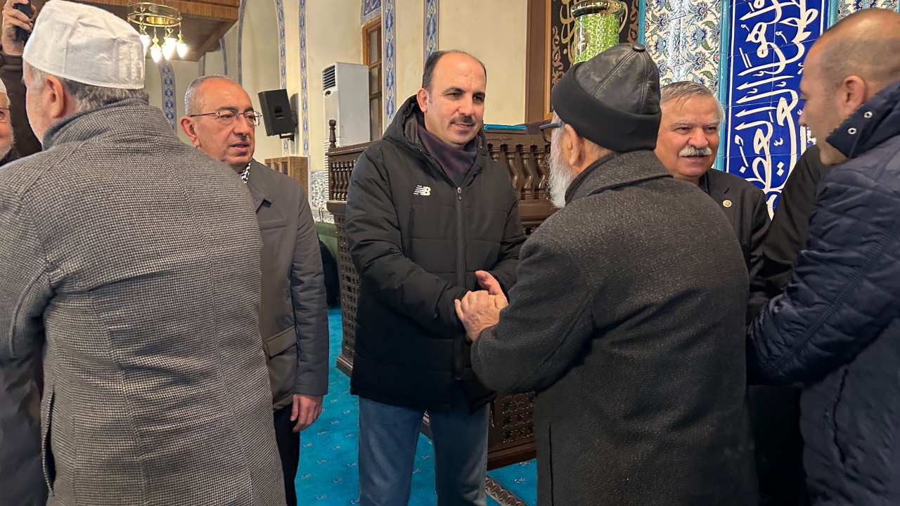 Başkan Altay, Filistin'e destek için yeni yılın ilk sabah namazında Konyalılarla buluştu