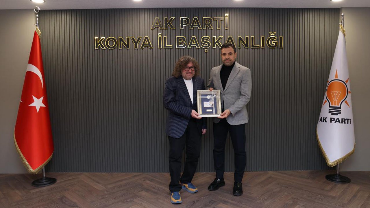 AKSED Başkanı Günay'dan Özgökçen'e anlamlı hediye
