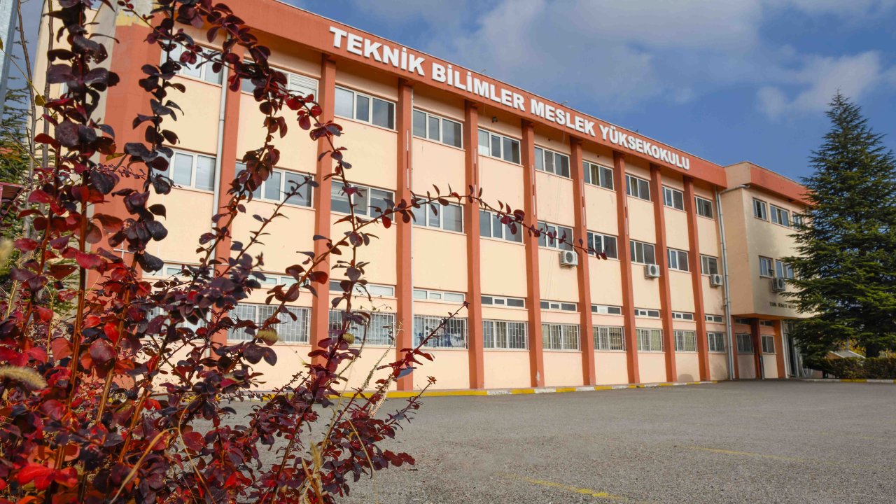 KTÜN Teknik Bilimler MYO Programlarına Akreditasyon onayı!