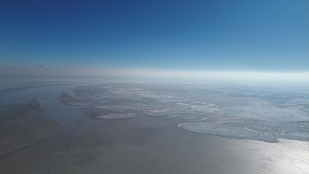 Tehlike çanları çalan Tuz Gölü, kar ve yağmur yağışı ile umutlandı!