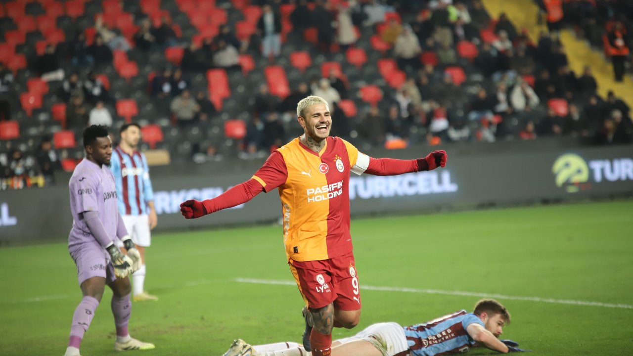 Turkcell Süper Kupa'da ilk finalist Galatasaray oldu