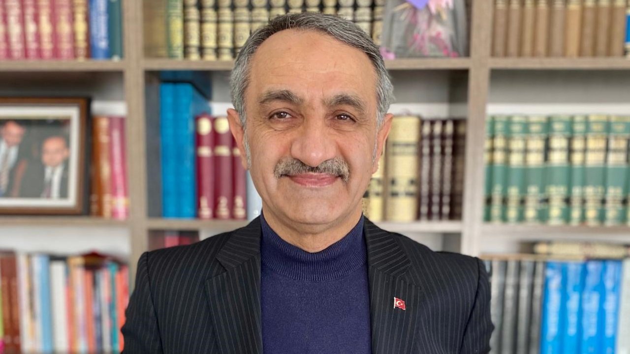 Dr. Cemil Paslı; "3 okuyun, 2 dinleyin, 1 yazın"