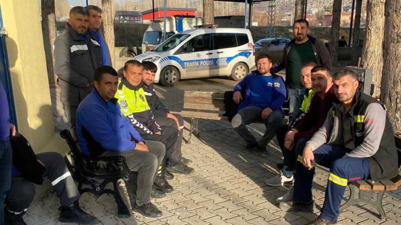 Konya’da polislerden trafik güvenliği hamlesi: Sürücü ve yayalara eğitim