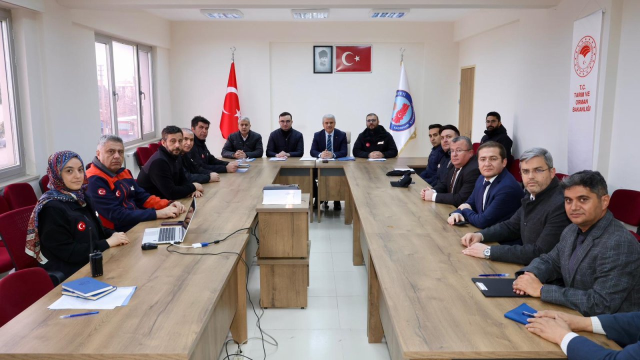 Vali İbrahim Akın, olumsuz hava koşulları nedeniyle il genelinde yürütülen hasar tespit çalışmalarını değerlendirdi!
