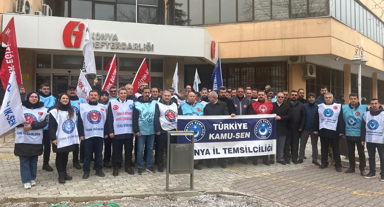 Çelik; "Enflasyon kadar zam değil, insanca yaşam istiyoruz"