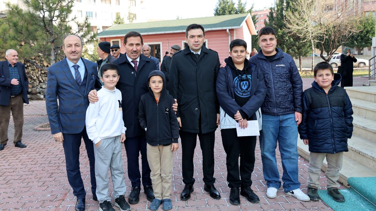 Karatay'da protokol Mahalle buluşması gerçekleştirildi! Cengiz Ayhan,Hasan Kılca ve Turan Kayacılar Mahalle sakinleriyle buluştu