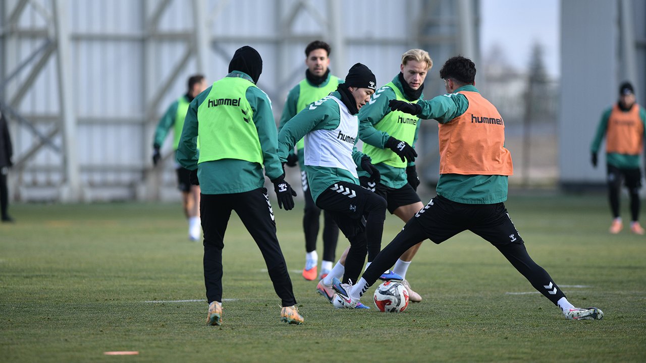 Konyaspor’un kritik haftaları netleşti: Anadolu Kartalı'nın 3 haftalık zorlu fikstürü