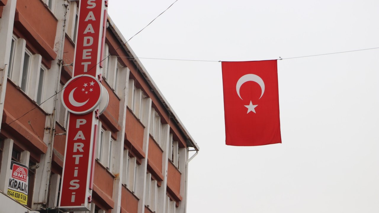 Nusaybin’de Bayrağımıza yapılan saldırıya Demirel’den sert tepki!