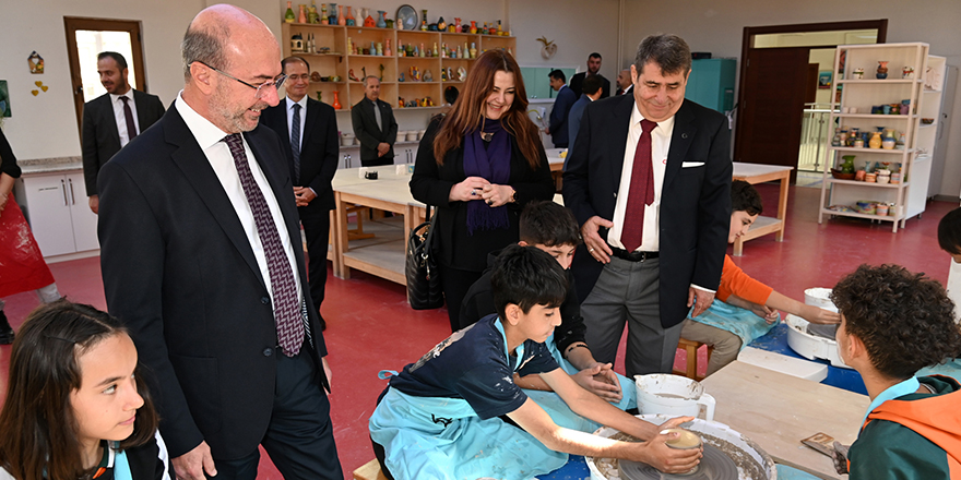 Kaymakam Tortop Ve Başkan Pekyatırmacı’dan Sanat Ve Tasarım Atölyesi’ne Ziyaret