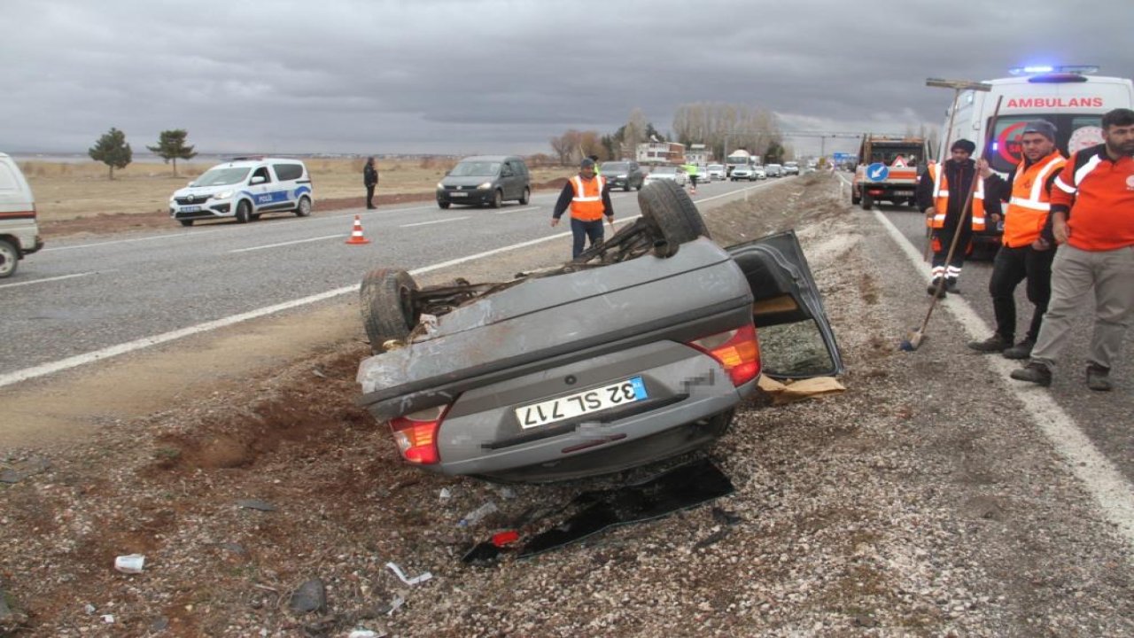 Konya Beyşehir’de korkutan kaza! Otomobil devrildi, aynı aileden 6 yaralı!