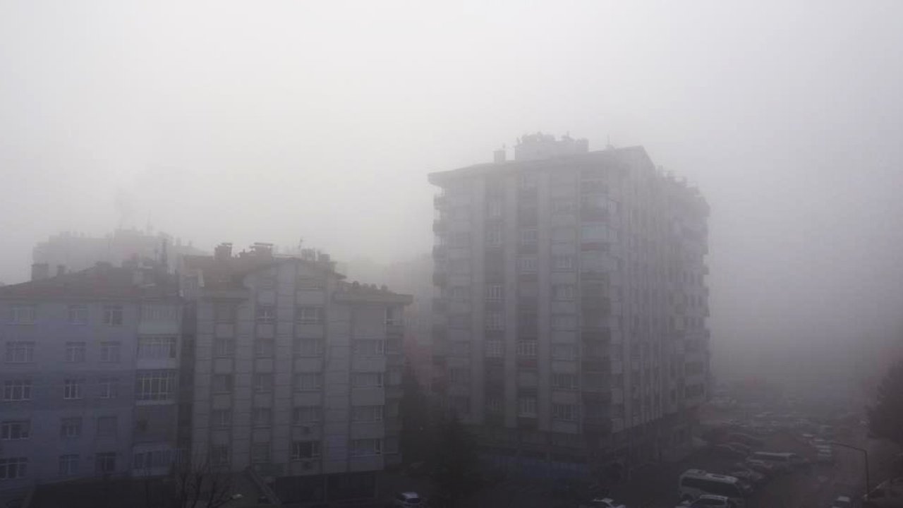 Konya sisle uyandı: Görüş mesafesi düştü, Kazalar peş peşe geldi