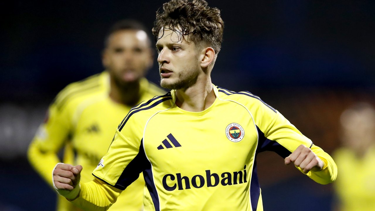 Fenerbahçe'nin yıldız oyuncusu Rennes'e transfer oldu