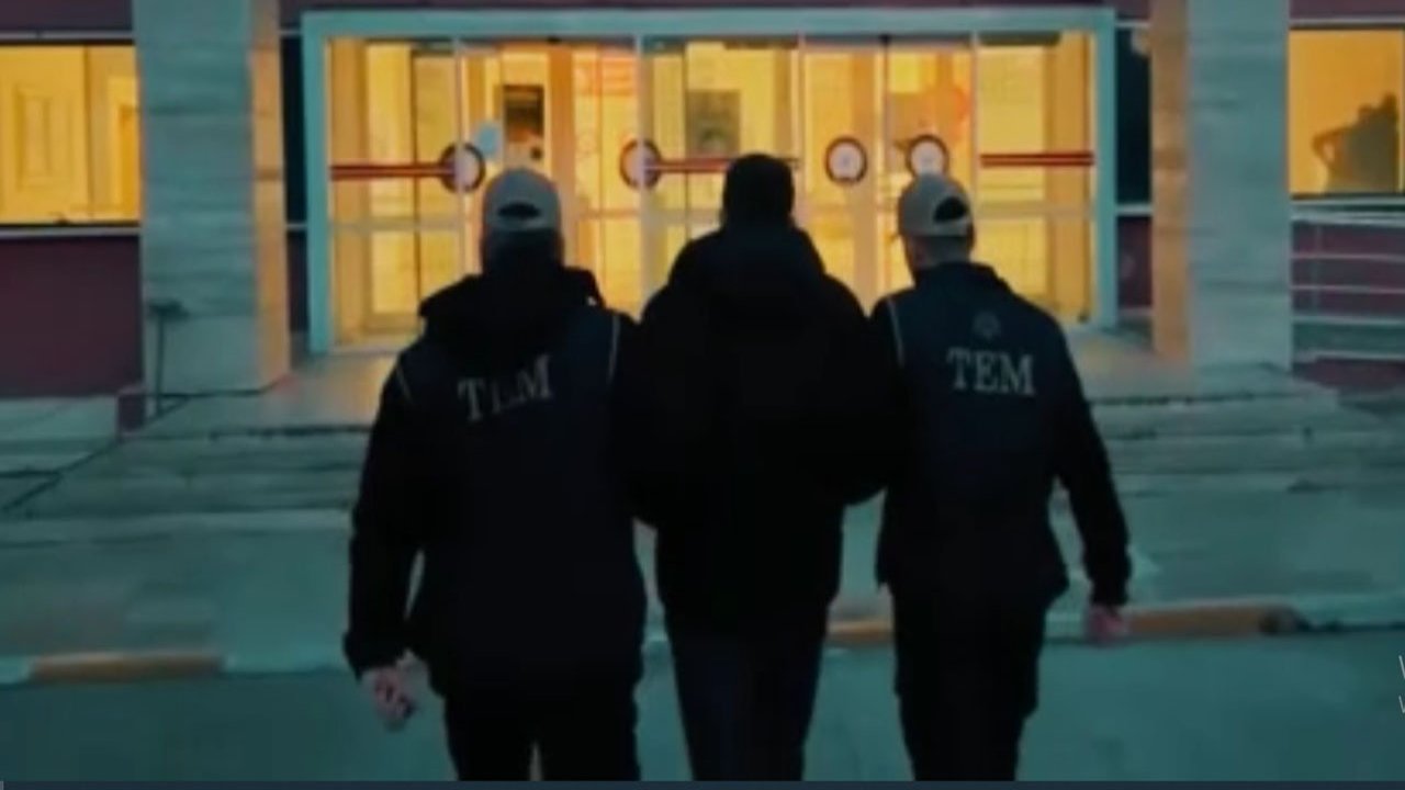 Bakan Yerlikaya duyurdu: 46 ilde FETÖ operasyonu! 151 şüpheli yakalandı!