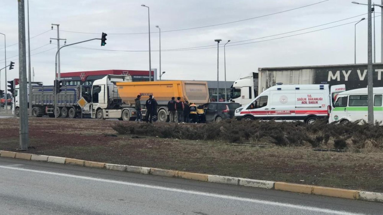 Konya’da kırmızı ışıkta dehşet! Otomobil tıra ok gibi saplandı: 1 yaralı