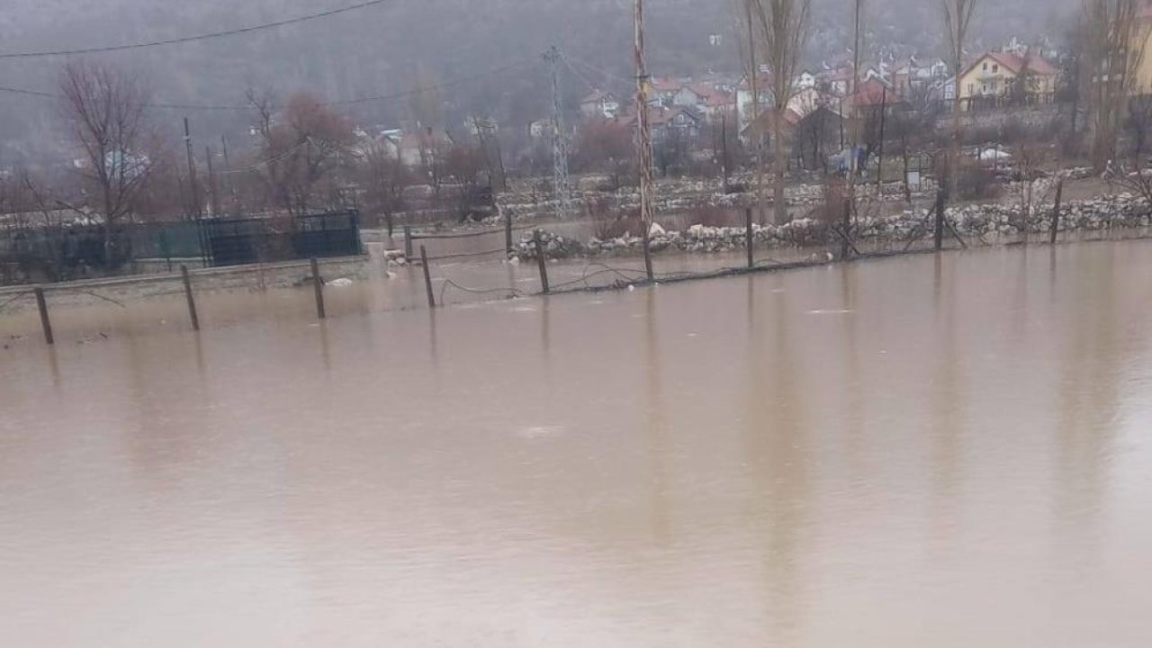 Konya’da alarm! Derebucak’ta tarım arazileri göl oldu