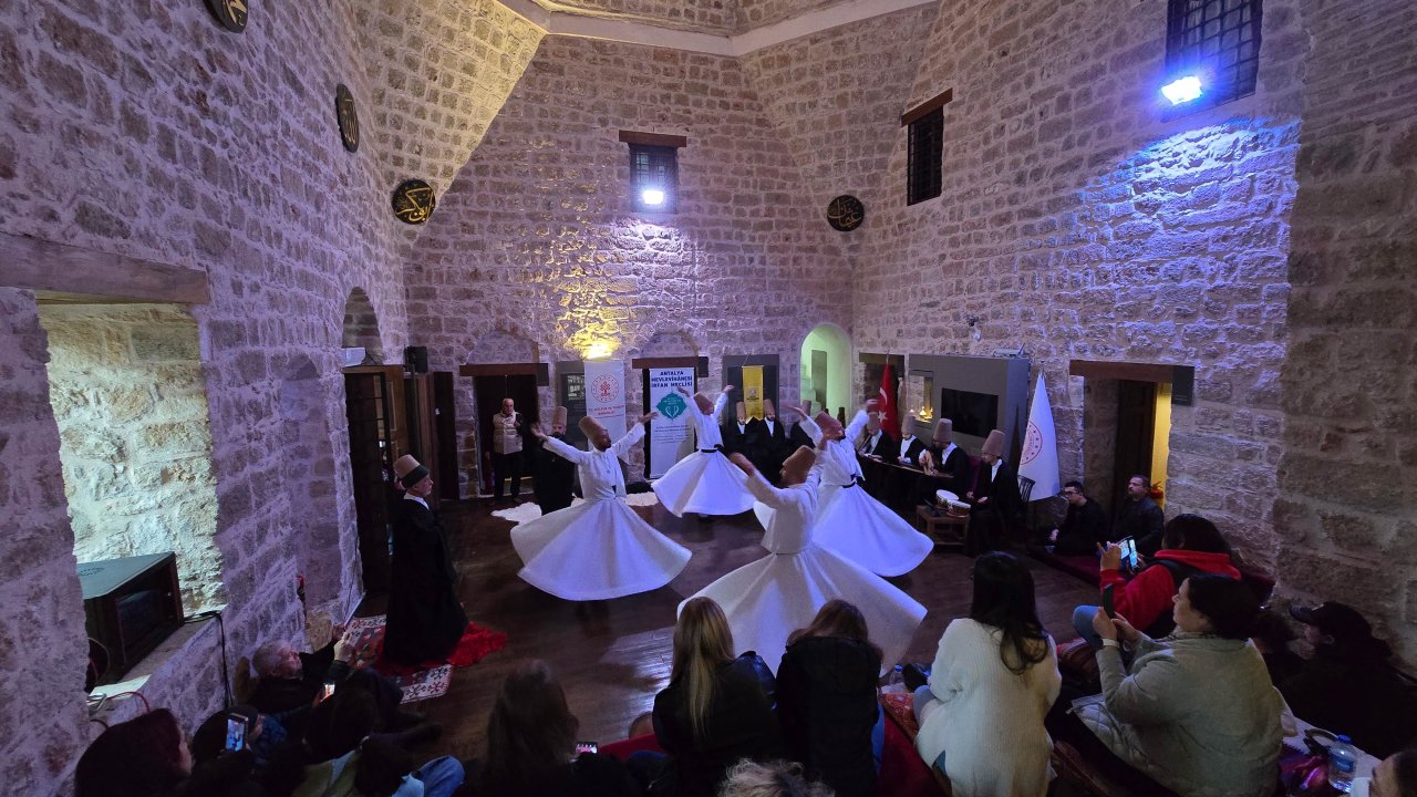 Konya’dan Avrupa’ya manevi dokunuş: Viyana’da sema mukabelesi!