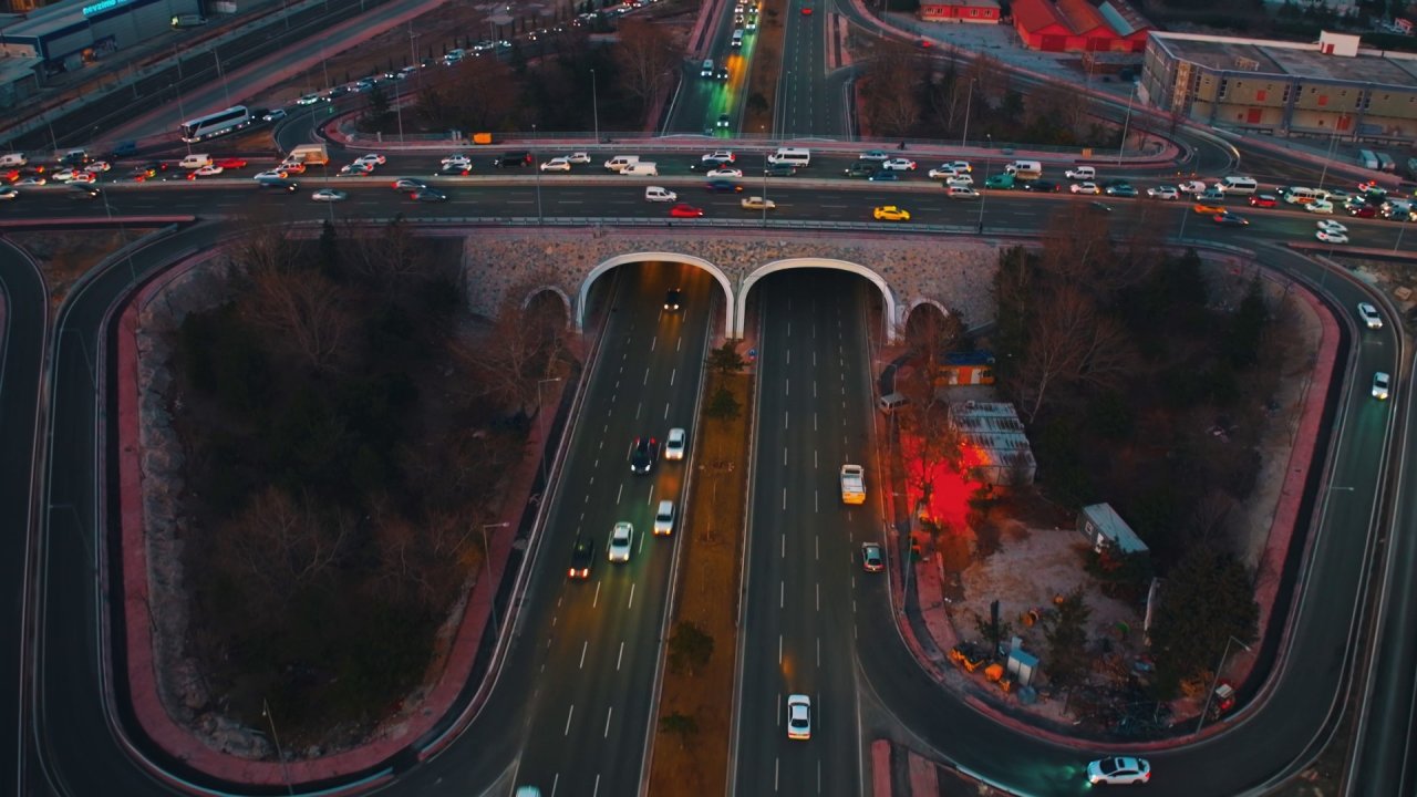 Konya Büyükşehir'den Marangozlar Köprülü Kavşağı açıklaması; "Trafik daha güvenli ve daha akıcı hale gelmiştir"