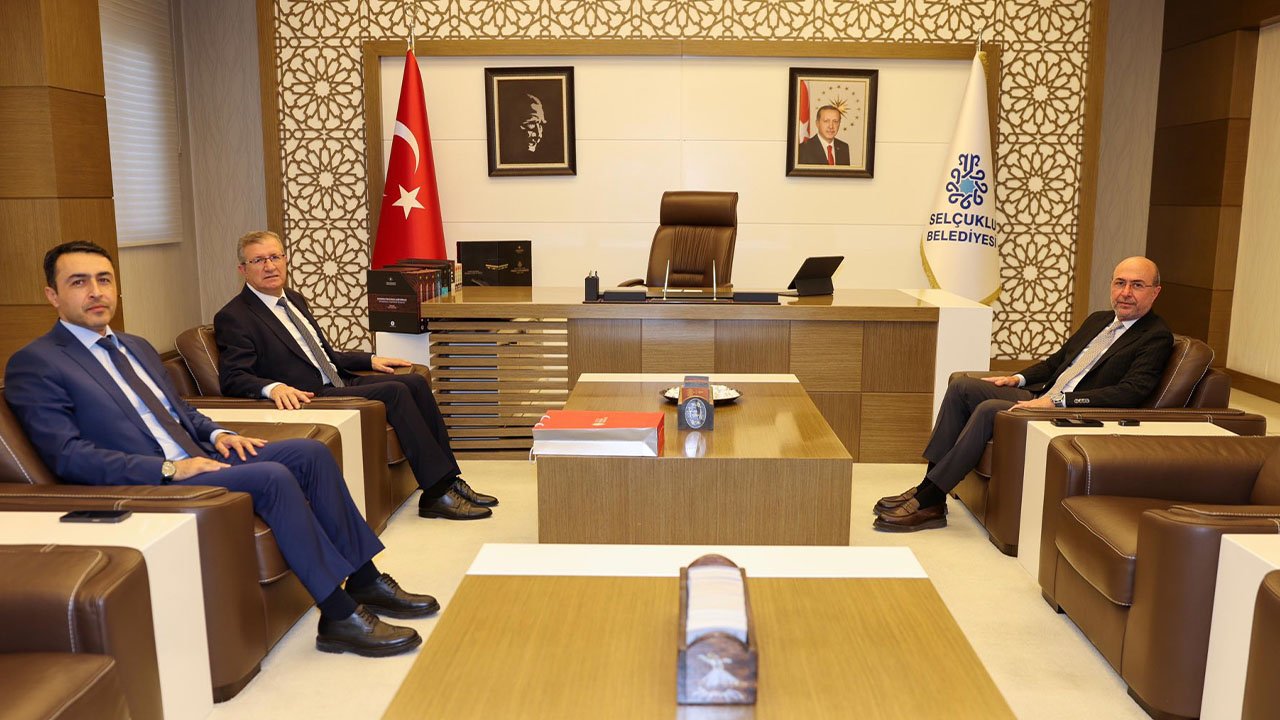 Karabulut ve Parlak'tan Selçuklu Belediye Başkanı Pekyatırmacı'ya ziyaret