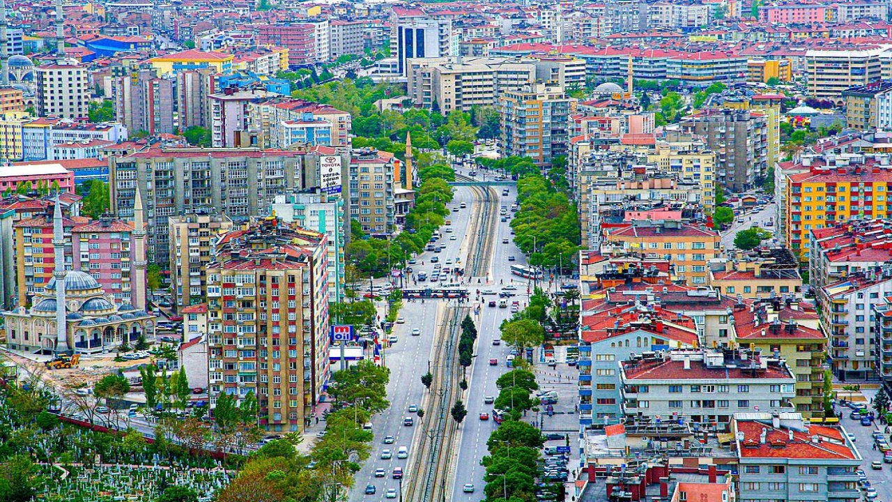 Konya’da hava parçalı bulutlu, sıcaklık mevsim normallerinde!