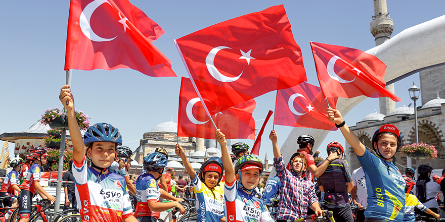 15 Temmuz Konya'da Coşkuyla Kutlanıyor