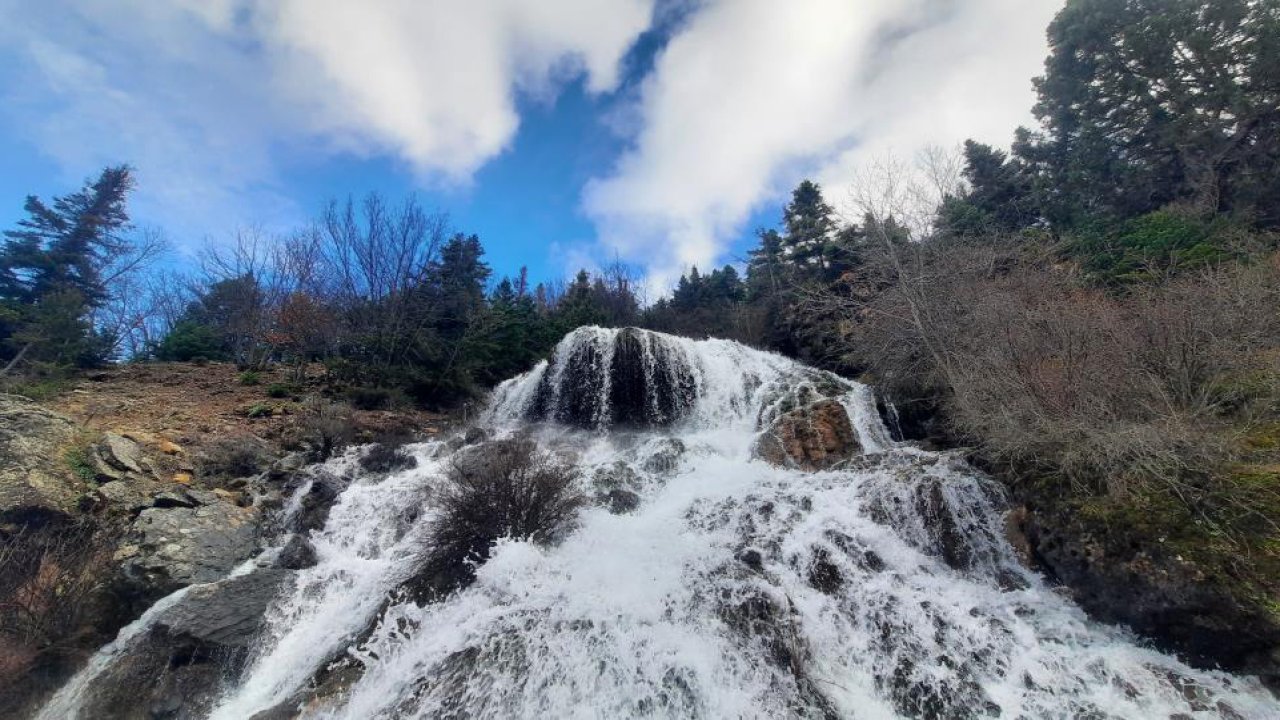 Konya’da yalnızca 60 gün yaşayan doğa mucizesi: Güngörmez Şelalesi ve Kayıp Değirmen ritüeli