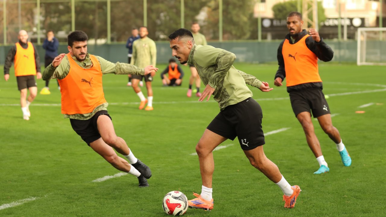 Konyaspor ile karşılaşacak Alanyaspor maç hazırlıklarına başladı