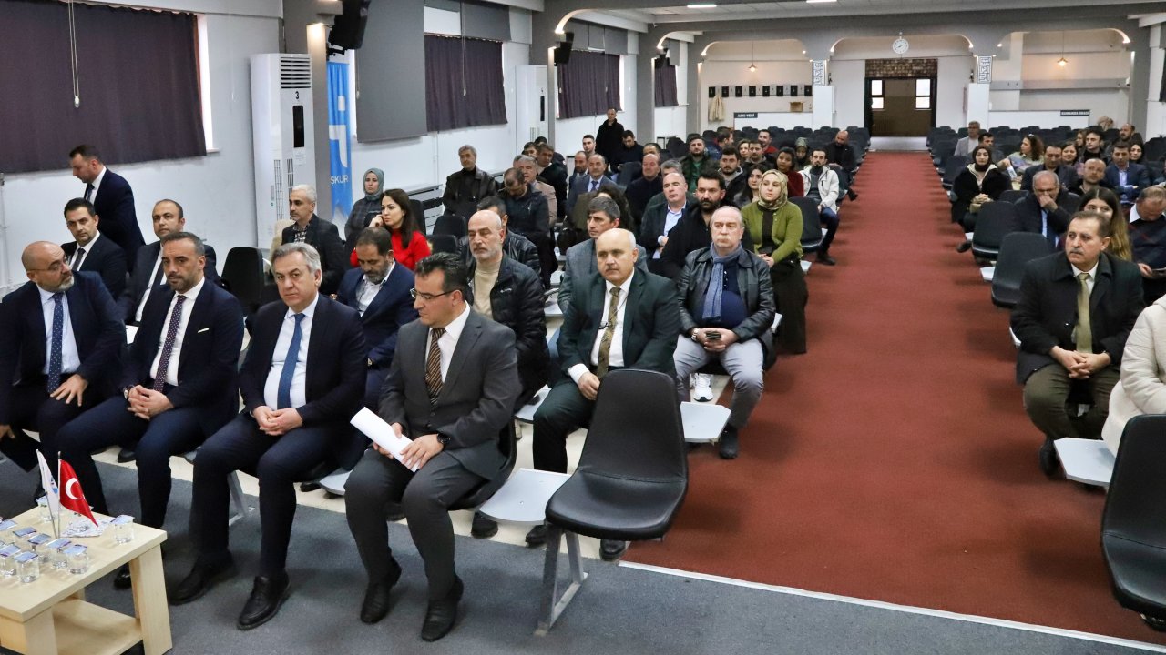 Meslek liselilere kariyer hamlesi! Konya’da öğrencilerin geleceğini şekillendirecek kritik toplantı!