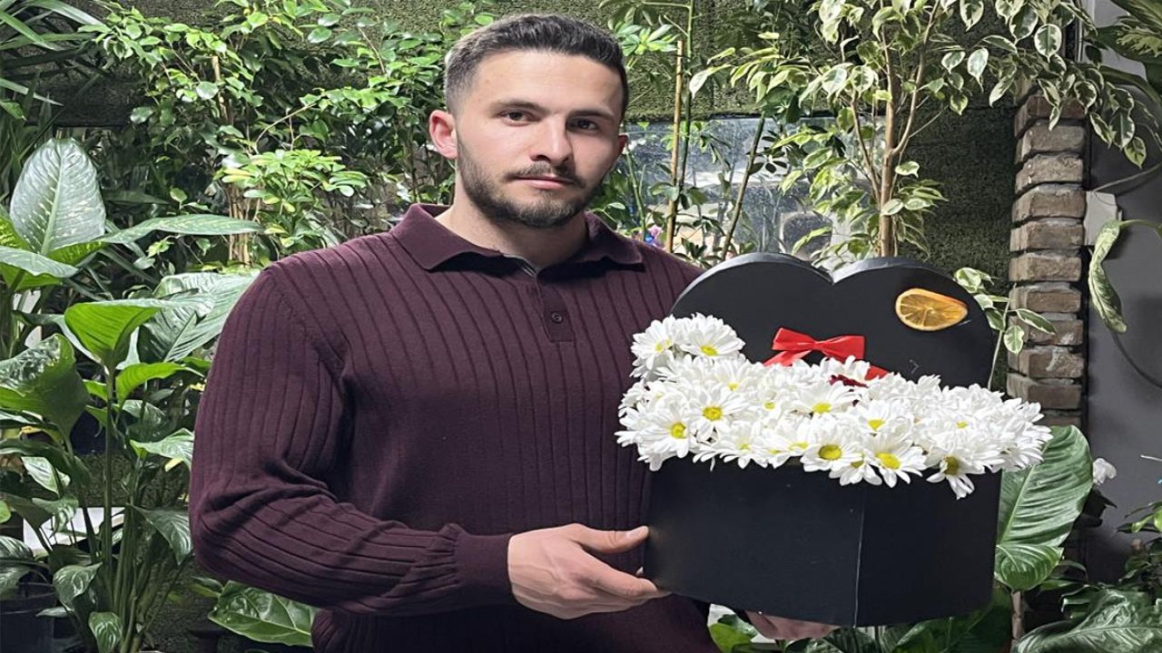 Konya’da 14 Şubat yoğunluğu! Sevgisini anlatan çiçeğe koştu!