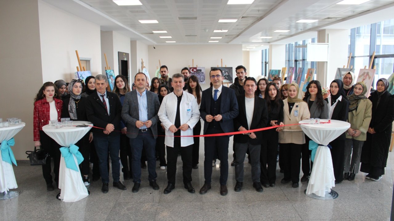 Konya'da sanat ve tıbbı buluşturan resim sergisi!
