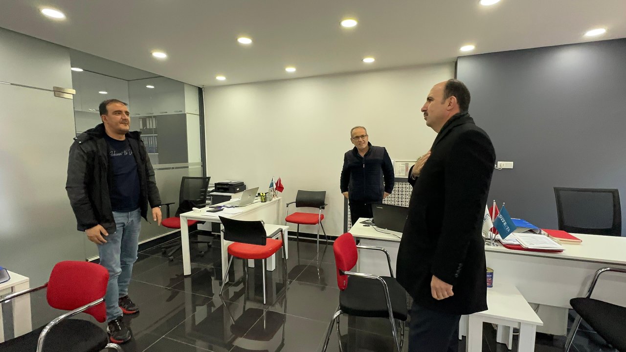 Konya’da iftar öncesi sürpriz ziyaret! Başkan Altay esnafla buluştu!