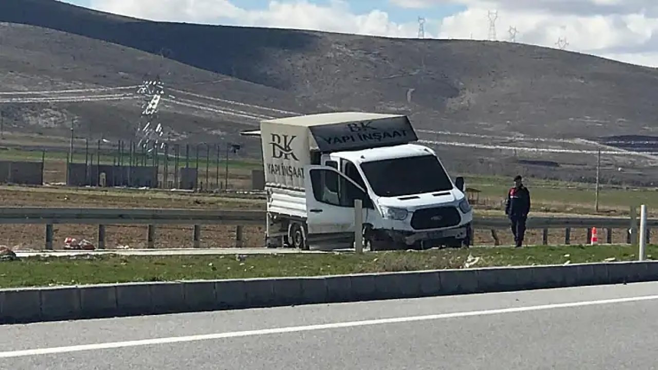 Ereğli’de kontrolden çıkan kamyonet dehşeti: Bariyerlere çarptı, 1 yaralı