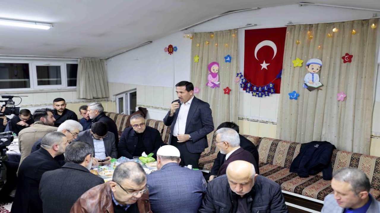Başkan Kılca iftar ve teravih de vatandaşlarla buluştu; Bu ay kardeşliğimizi daha da pekiştiriyor!