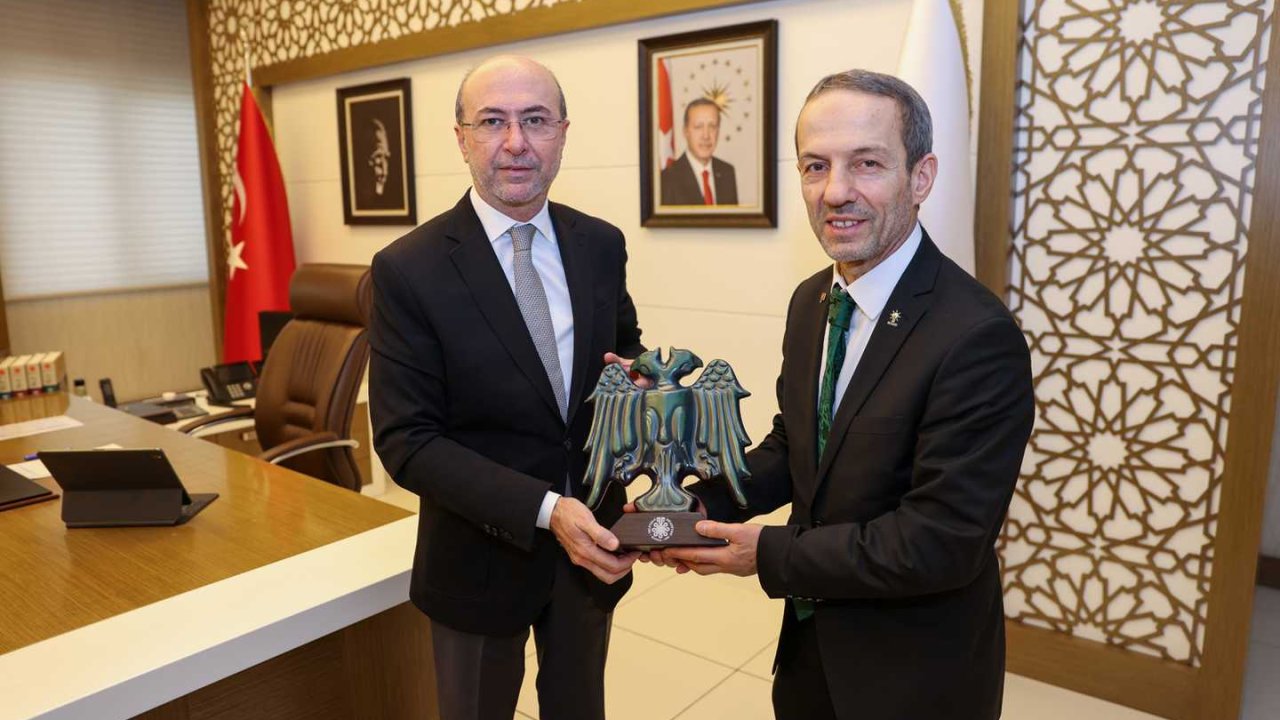 Selçuklu’da kritik buluşma! Pekyatırmacı, MKYK Üyesi Akyüz’ü ağırladı!