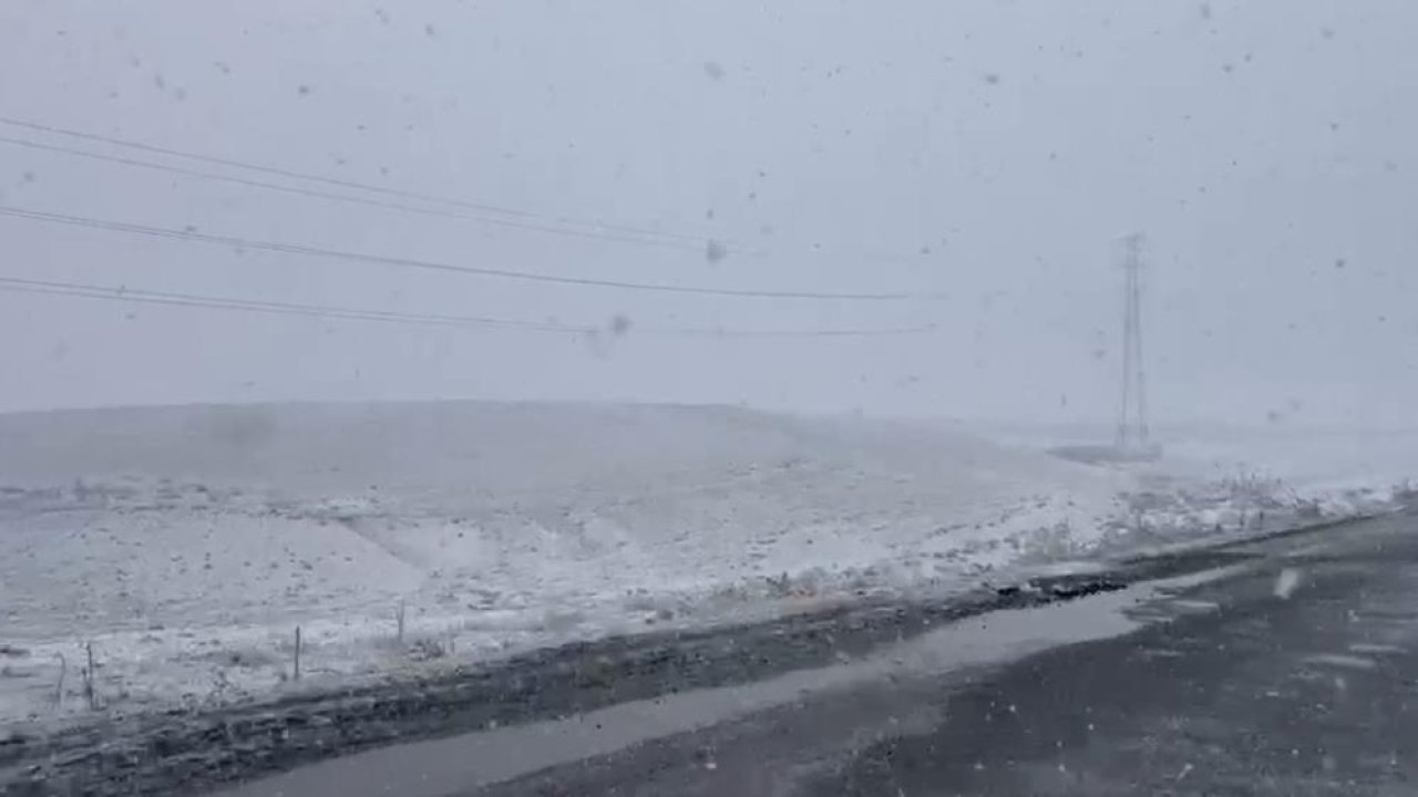 Karapınar’da beyaz mucize: Kurak topraklar kara hasretini bitirdi