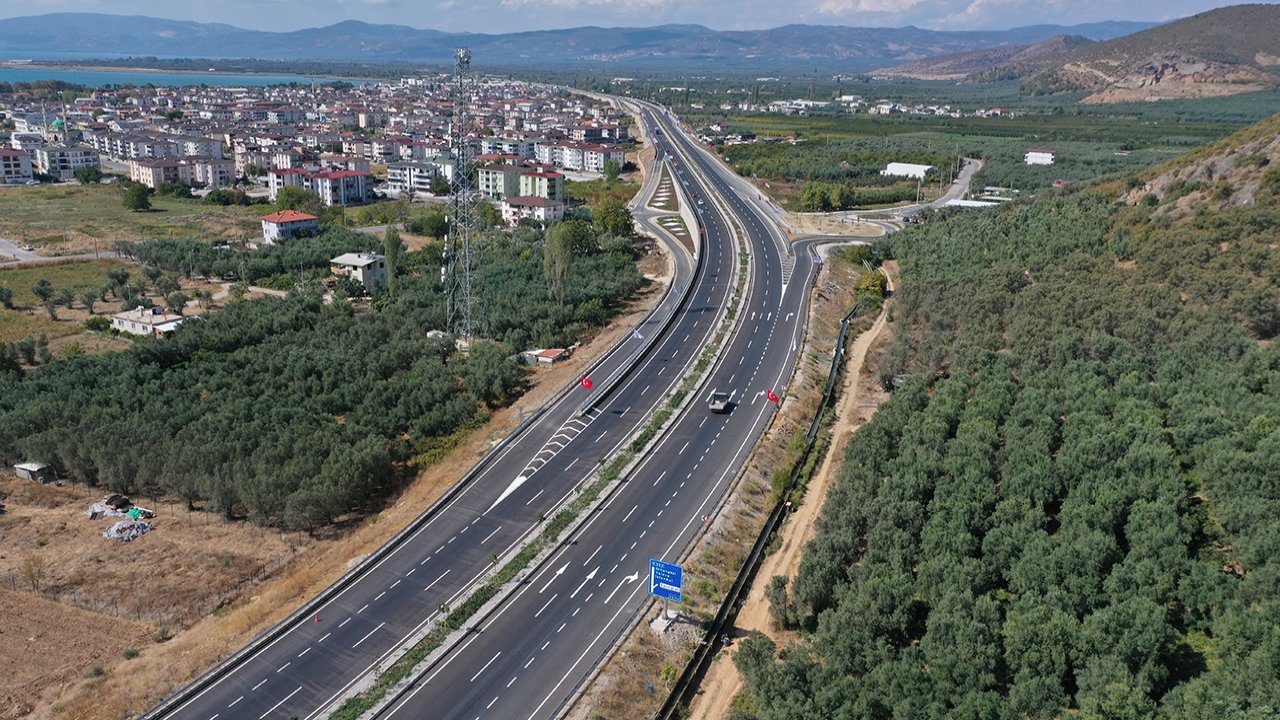 Yollarda dikkat! 28 Şubat’ta Türkiye genelinde çok sayıda güzergahta çalışma var