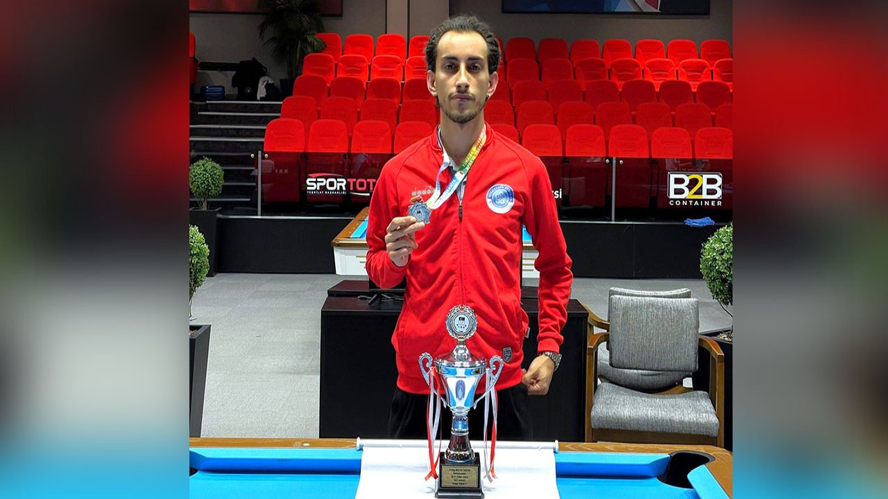 Necmettin Erbakan Üniversitesi öğrencisi Türkiye ikincisi Oldu! ÜNİLİG’de büyük gurur!