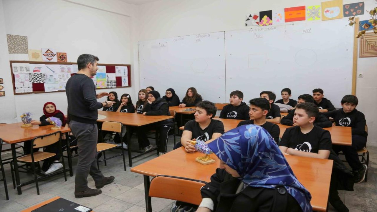 Meram’da gelecek nesil E-Atık bilinciyle yetişiyor!