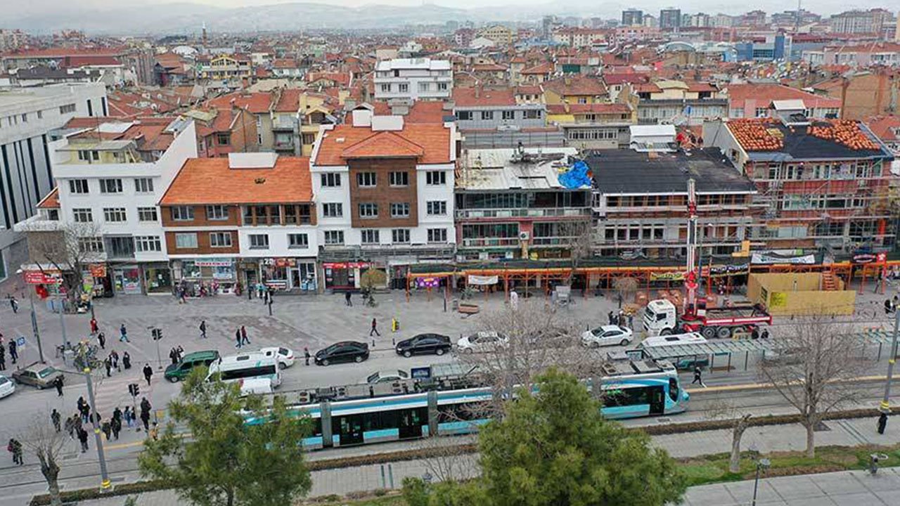 Konya’da parçalı bulutlu hava, mevsim normallerinde seyredecek!