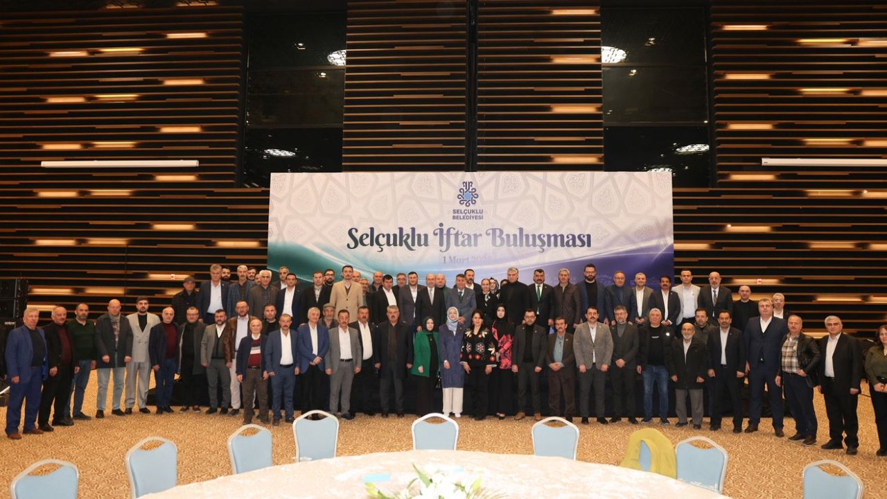 Selçuklu Belediyesi Selçuklu’da büyük buluşmaya imza attı! İdareciler aynı sofrada bir araya geldi!