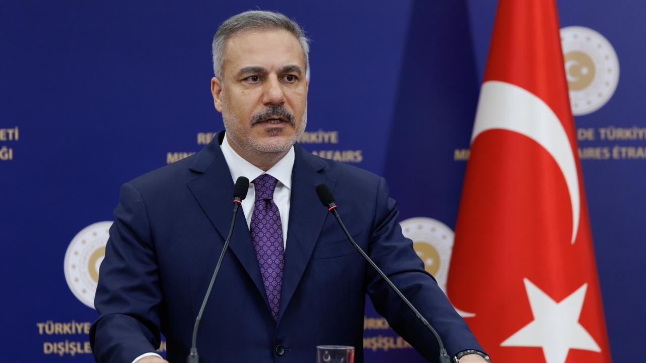 Türk hava sahasına yönelen balistik mühimmat krizi! Hakan Fidan’dan İran’a sert mesaj