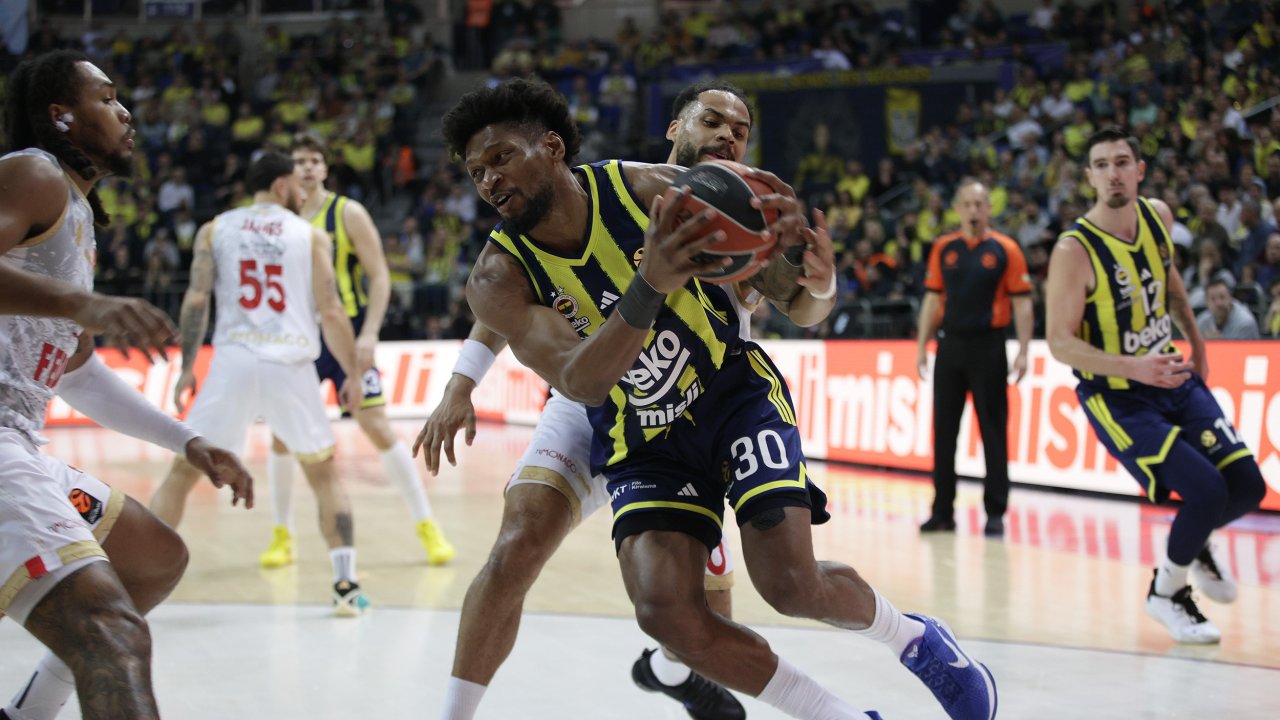 Fenerbahçe Euroleague'de AS Monaco’yu 88-70 mağlup etti