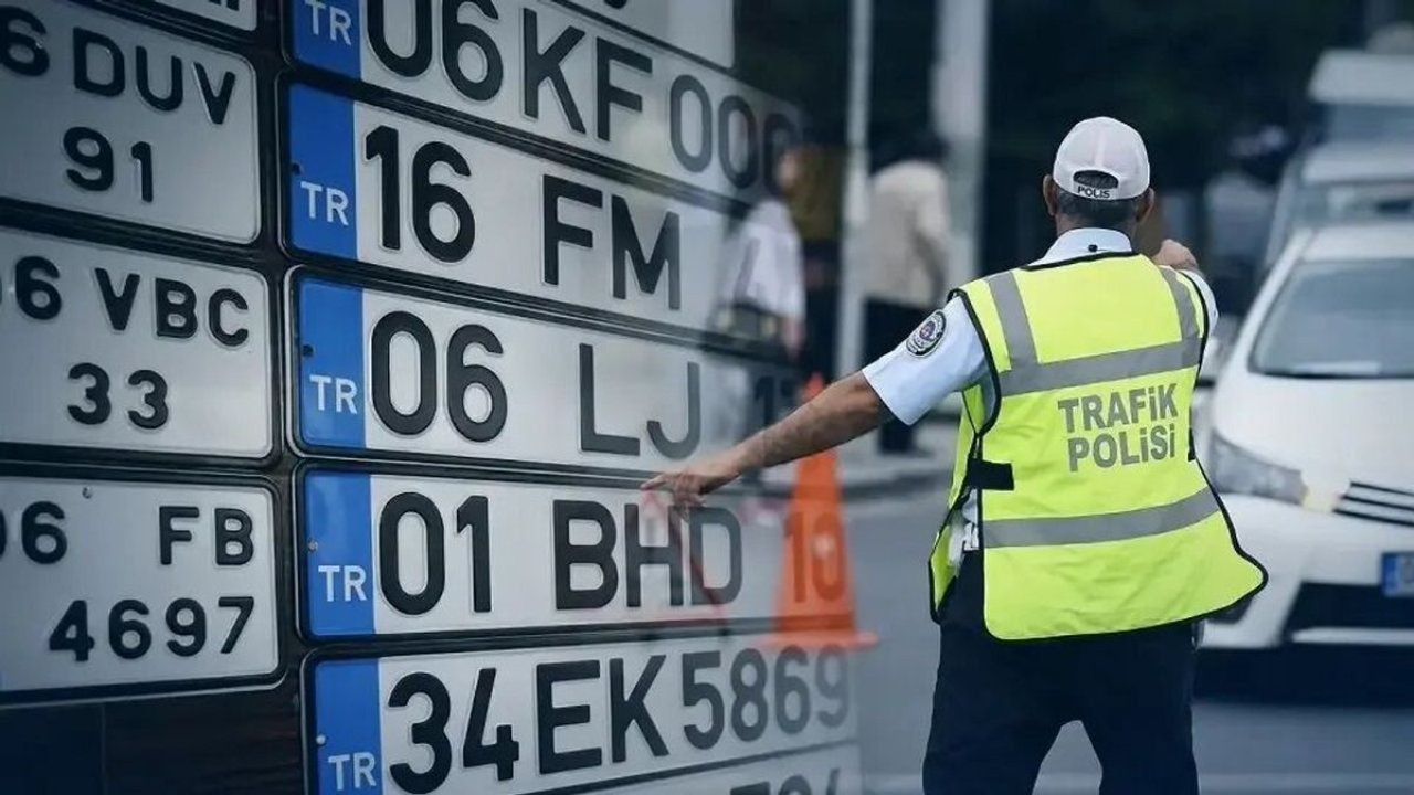 İçişleri Bakanlığı’ndan kritik açıklama: Standart dışı plaka denetimleri 1 Nisan’a kadar ceza yok!