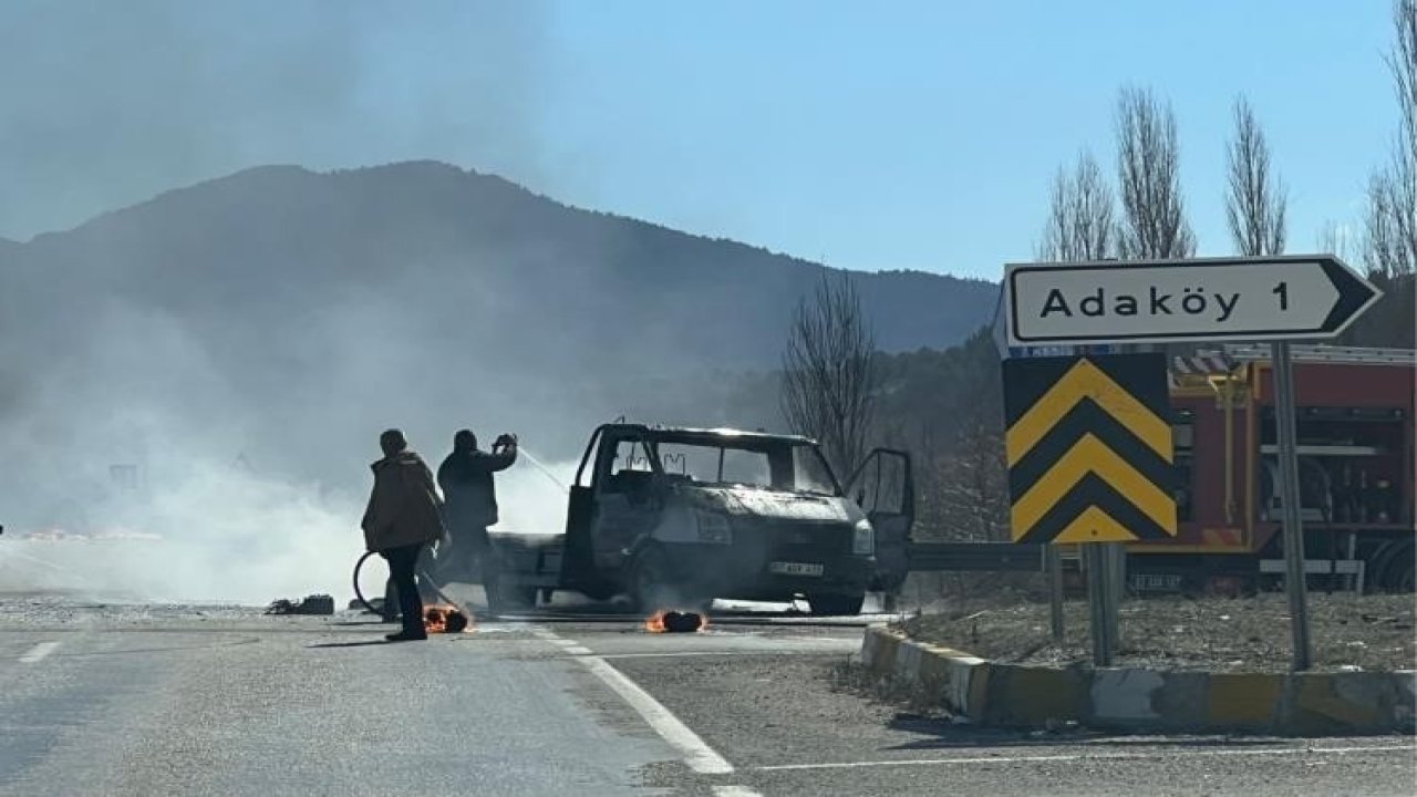 Konya'da seyir halindeki kamyonet alev alev yandı!