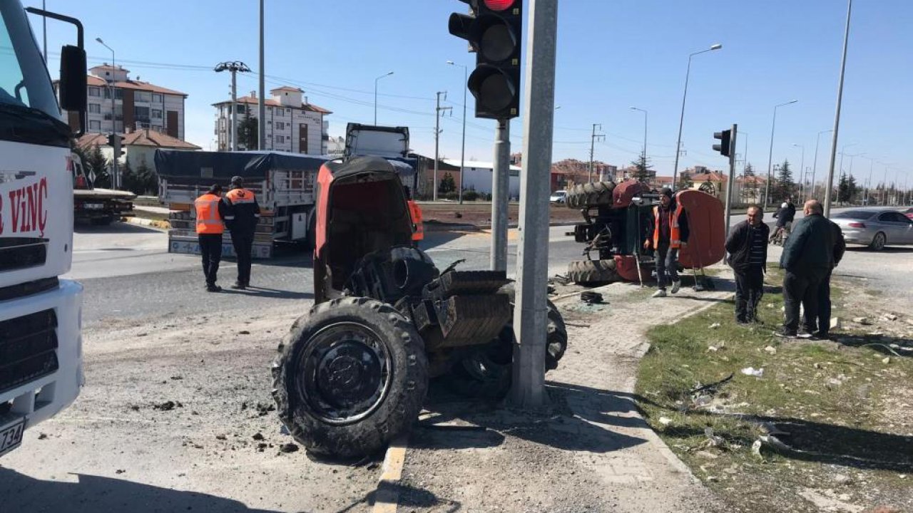 Konya’da korkunç kaza: Tırın çarptığı traktör ikiye bölündü, sürücü mucize eseri kurtuldu