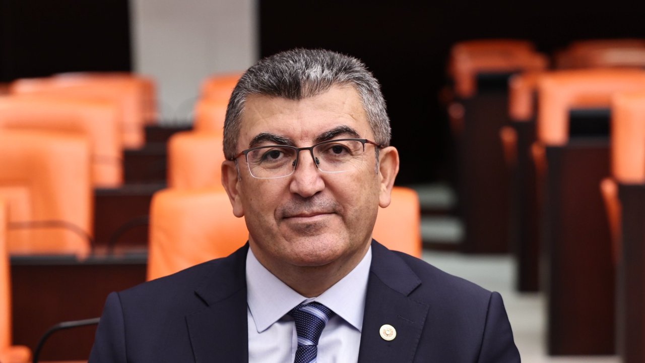 Konya Milletvekili Hasan Ekici’den Konyaspor maçındaki hakem kararlarına tepki