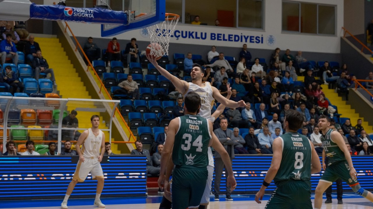 Büyükşehir Taraftarı Önünde Farka Koştu! Evinde yenilmezlik serisini 7'ye çıkardı