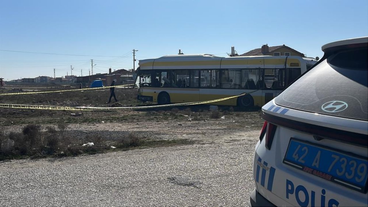 Konya'da korkutan kaza! Servis aracı ile belediye otobüsü çarpıştı 20 kişi yaralandı